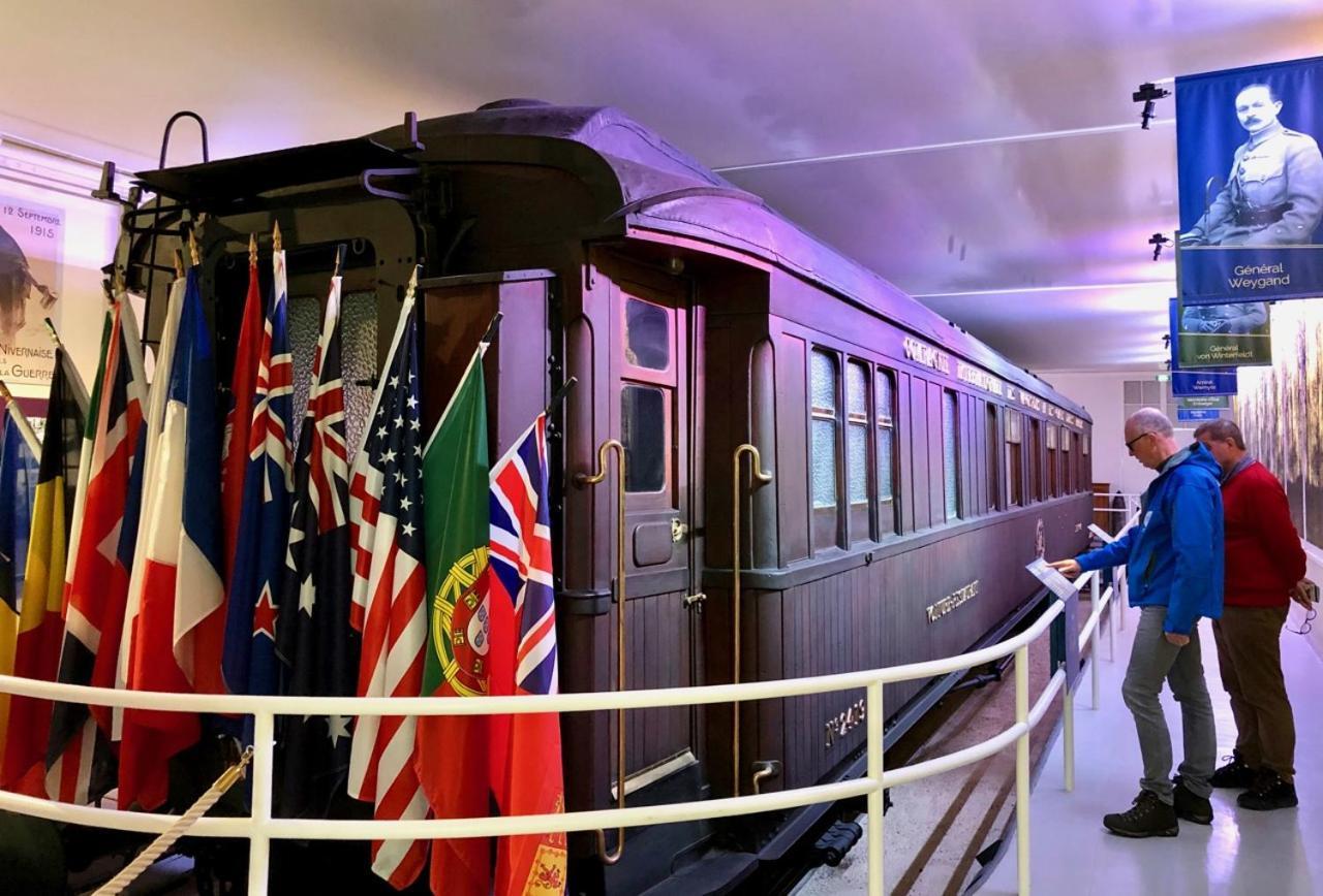 Апартаменты Le Julia - Neuf - Gare Et Garage Компьень Экстерьер фото